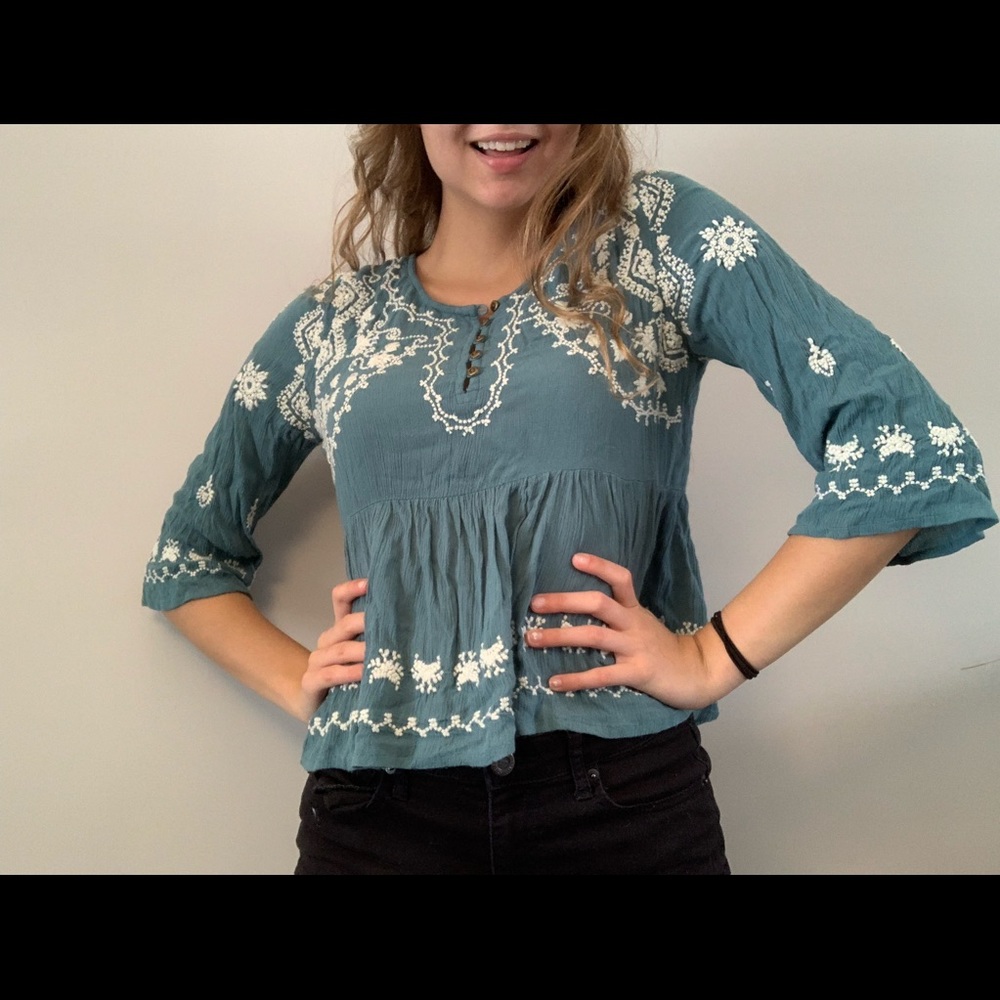 Forever 21 Embroidered Flowy Blouse with buttons